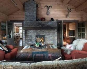 Large cabin on Nesfjellet pure luxury feeling - Nesbyen - Sala de estar