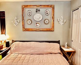 ☆Cozy Cottage 25 mins from Sedona in Camp Verde Dark Sky Community☆ - Camp Verde - Ložnice