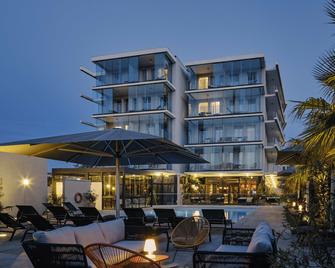 Hôtel Mercure Toulon La Seyne-Sur-Mer - La Seyne-sur-Mer - Gebouw