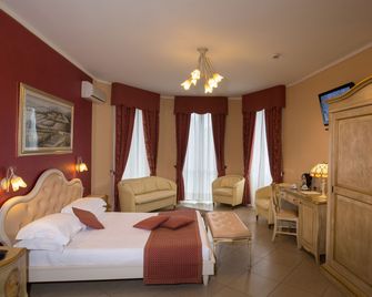 Hotel Mayer & Splendid - Wellness e Spa - Desenzano del Garda