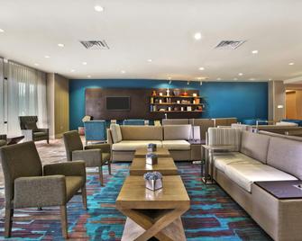 Courtyard by Marriott Gulfport Beachfront - Gulfport - Lounge