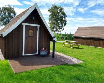 Macbeth's Hillock - Forres - Binnenhof