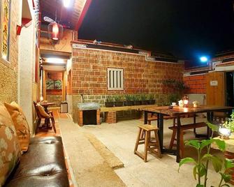 Zhu Shan Homestay - Jincheng Township - Patio