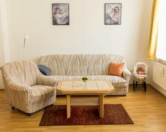 Ferienwohnung Schermer - Rinteln - Wohnzimmer