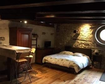 Chambres d'Hotes Les Hirondelles - Folkling - Habitación