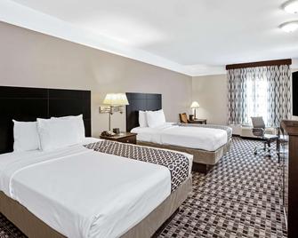 La Quinta Inn & Suites by Wyndham Deer Park - Deer Park - Спальня