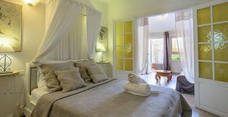 Hotel Villa Morgane - Saint-Pierre - Schlafzimmer
