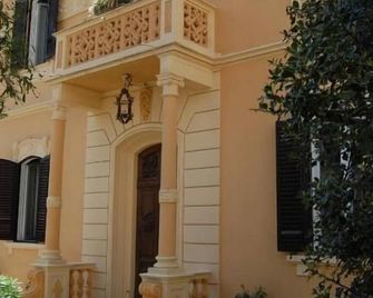 B&B Arena Alfieri - Livorno - Außenansicht