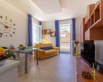 Vivaldo Suite - Accademia - Sorrento - Sala de estar