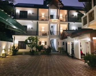 Mindana Residence - Anuradhapura - Building