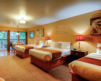 Redwoods River Resort - Leggett - Bedroom