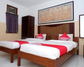 Rajasa Hotel - Magelang - Ložnice