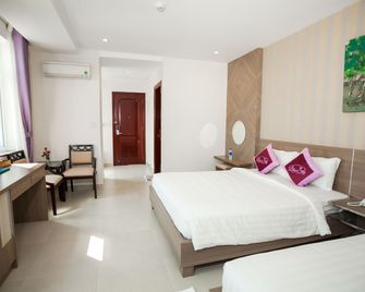 Blue Sky Phu Quoc Hotel - Phu Quoc