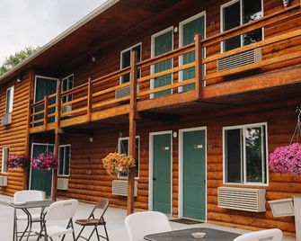 Northland Inn - Spirit Lake - Patio