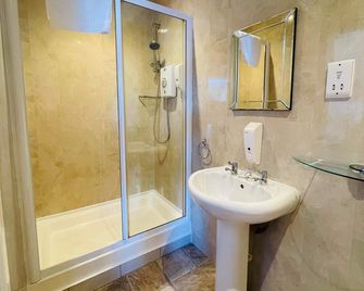 Hotel Hudson - Torquay - Phòng tắm