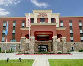 Hampton Inn & Suites Ponca City - Ponca City - Будівля