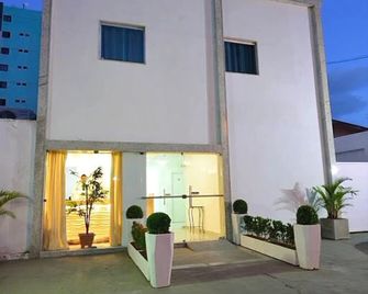 Hotel Casa Branca Unidade III - جواو بيسوا - مبنى