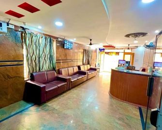 Hotel Govind Heights - Tirupati - Front desk