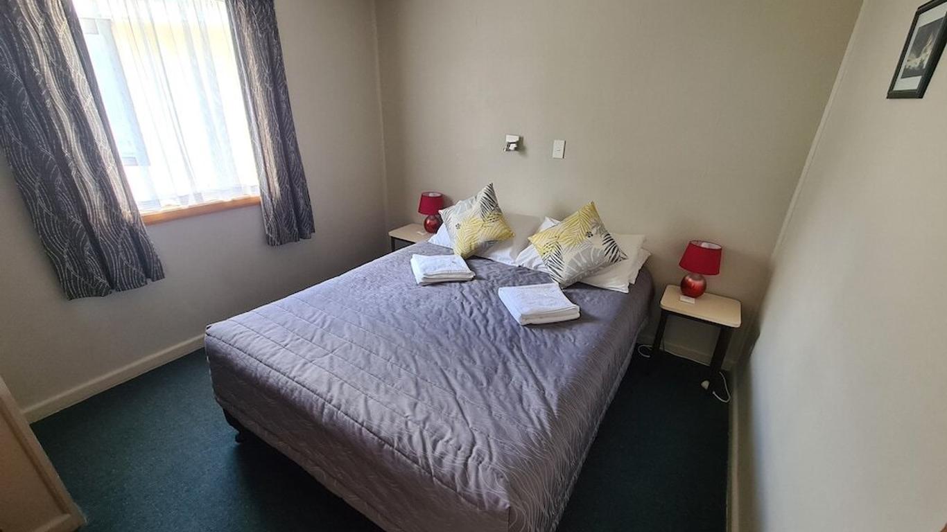 Forest Peak Motel
