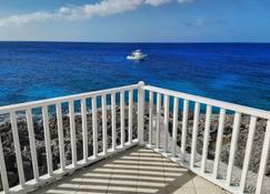 Little Cayman 3 Bedroom Oceanfront Private Villa - Little Cayman - Balcony