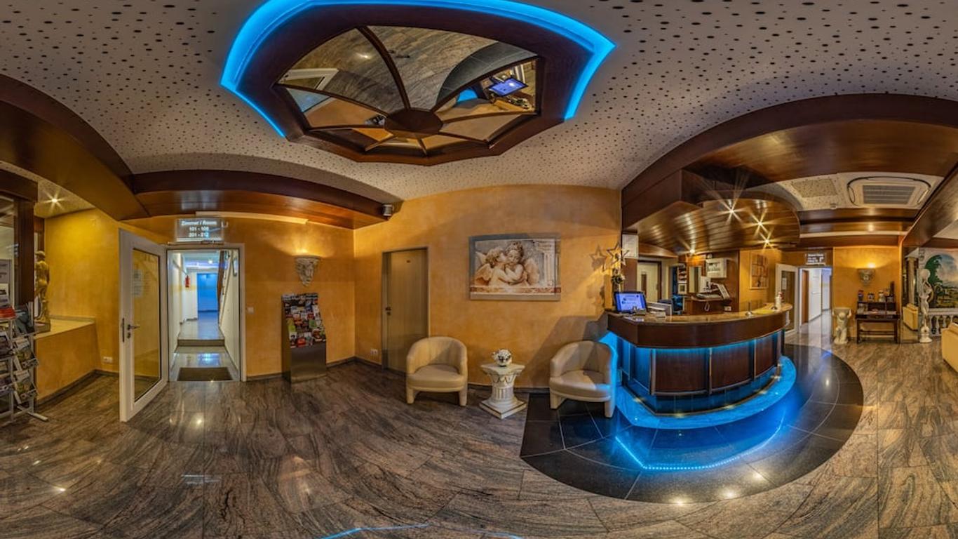 Hotel Astro