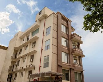 Eclat Suites Mint Gomti Nagar - Lucknow - Byggnad