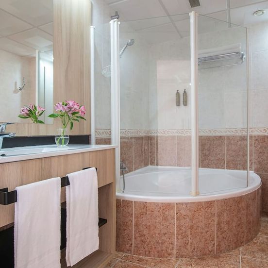 Hotel Benidorm East by Pierre & Vacances image 1