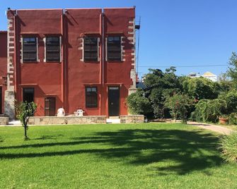 Oasis Guesthouse - Chania