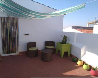 Hostel Raymundo - Evora - Balcón