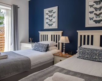 River Mist - Tranquil Riverside Retreat - Telford - Bedroom