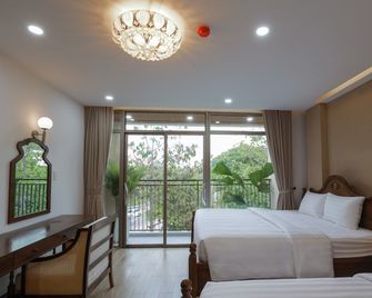 Maya Hotel 4 - Con Dao - Bedroom