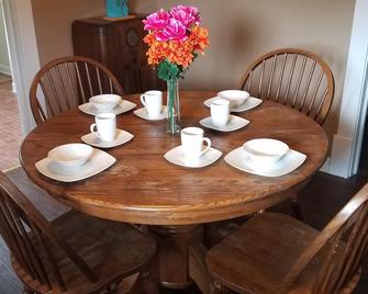 Frazier 102, A Fully Restored Historic Home - Altavista - Comedor
