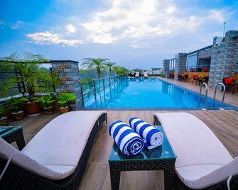 Cygnett Inn Sea View - Digha - Pool