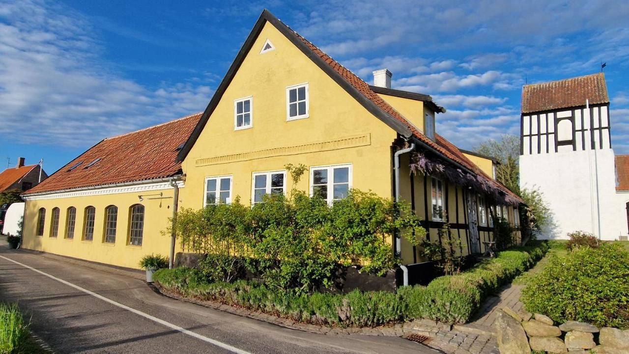 Charmerende lejlighed i den gamle kirkesmedje – Rønne