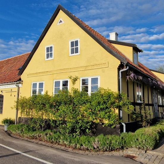Charmerende lejlighed i den gamle kirkesmedje – Rønne