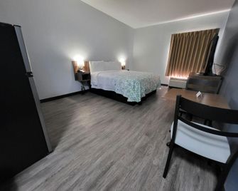 Hometowne Studios by Red Roof Prattville - Prattville - Ložnice