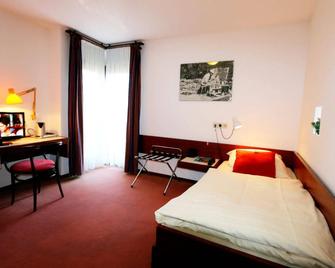 Atelier Hotel Essen-City - Essen - Habitación