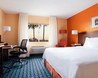 Country Inn & Suites by Radisson, Phoenix Airport - Phoenix - Bedroom