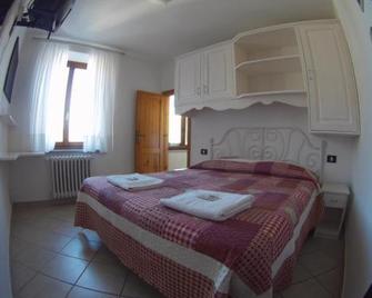 Albergo Bel Soggiorno - Fiumalbo - Спальня