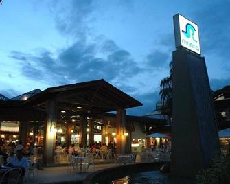 Comfy 6 module unit, 3 bedrooms, safety net, close to the beach and shopping - Bertioga - Rakennus