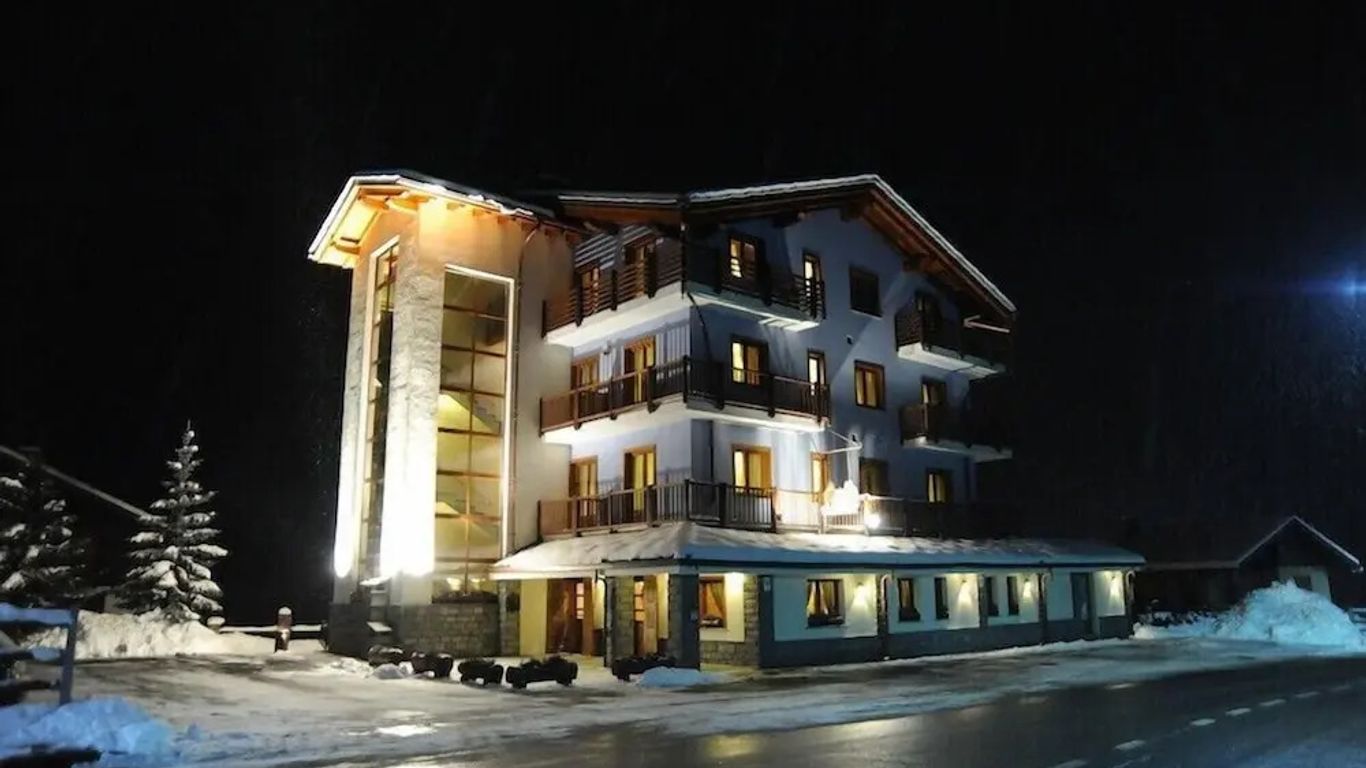 Laghetto Alpine Hotel & Restaurant