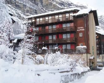 Hotel Alpina - Zermatt - Building