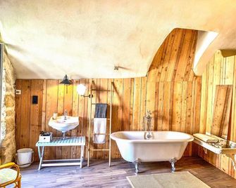 Les Volets Rouges - Arbois - Bathroom