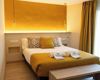 Qazris Suites - Cáceres - Chambre