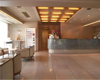 Hotel New Green Tsubame Sanjo - Tsubame - Receptie