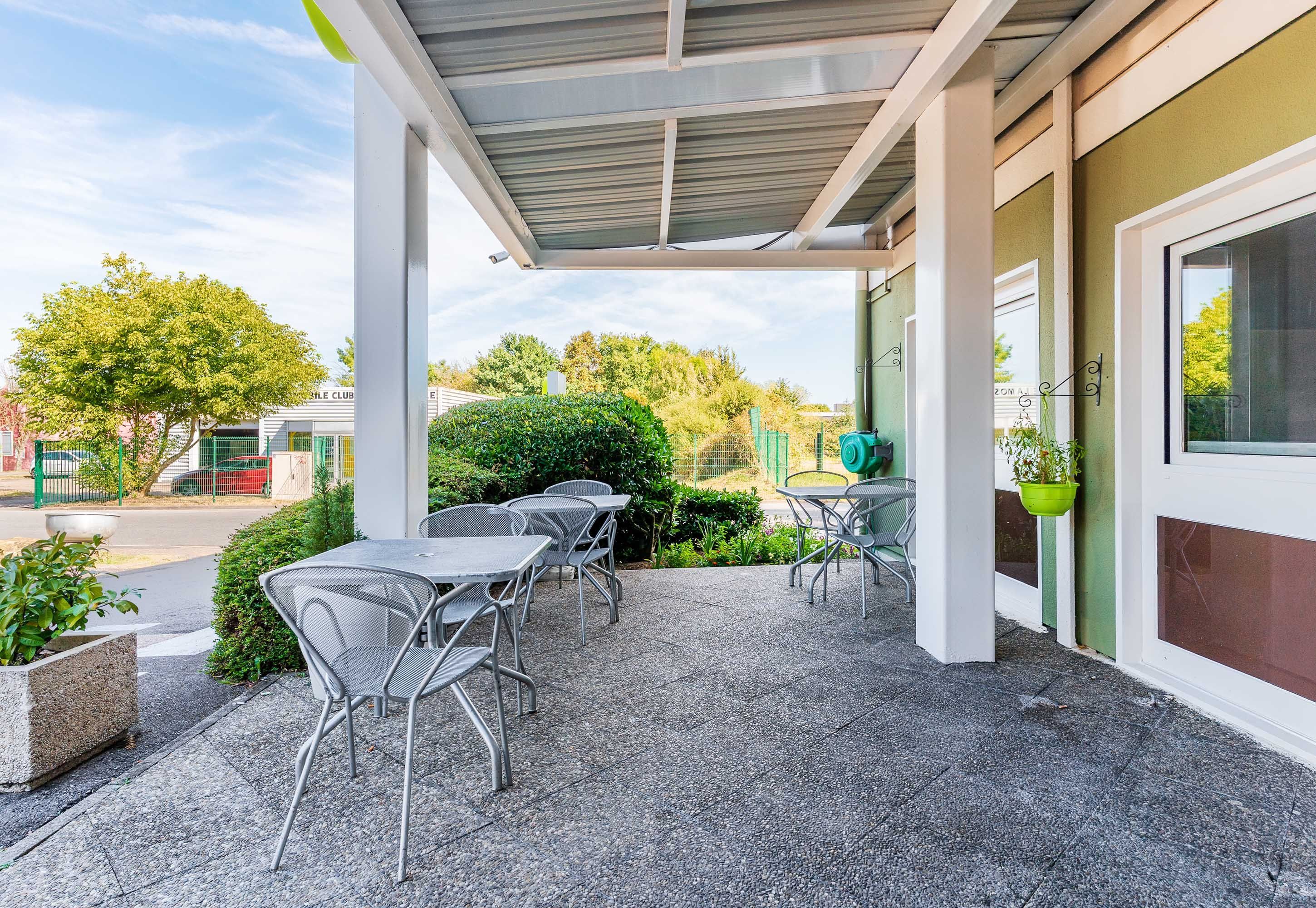 بي آند بي هوتل ثينفيل يوت اي 31