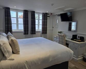 The Three Kings - Inn - Bury St. Edmunds - Bedroom