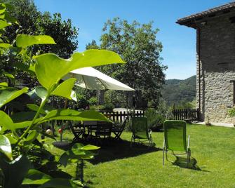 La Luna Buona - Cossano Belbo - Patio