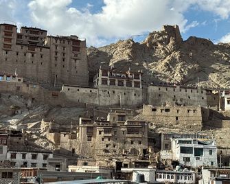 The Grand K2 Hotel - Leh