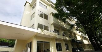 Griya Sintesa Hotel - Manado